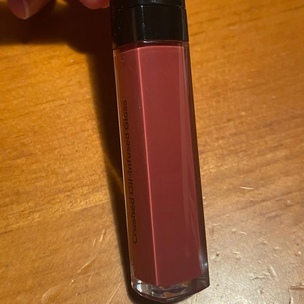 Bobbi Brown Crushed Oil-Infused Gloss Slow Jam
